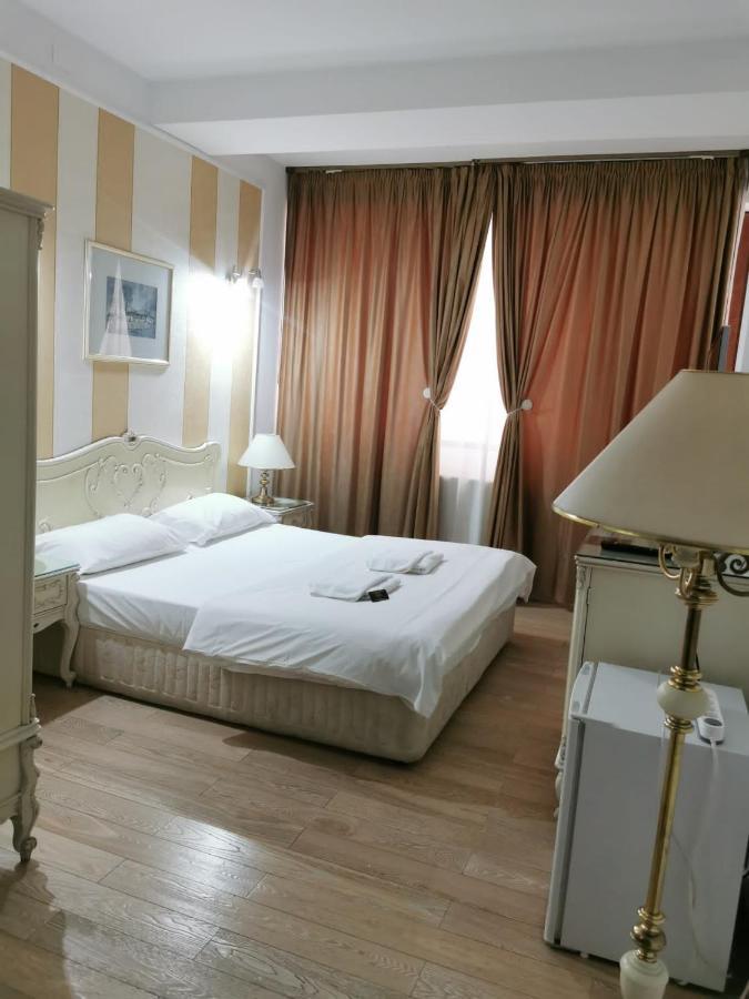 Hotel Nevis Fundeni Bucarest Exterior foto